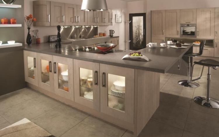 Timber Kitchen Range 
Clonmel Cinnamon Curve